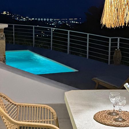Villa Koukounaria Skopelos Town Exterior photo